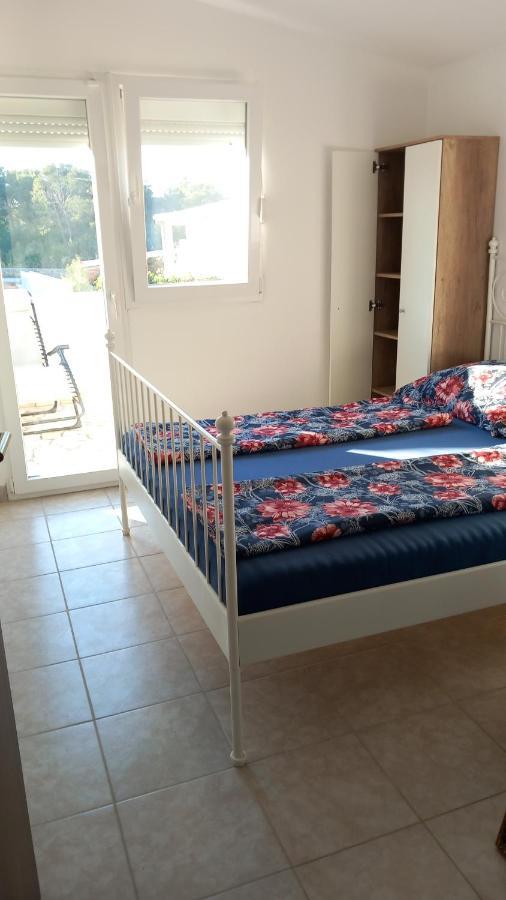 Familien Ferienhaus Vir Croatia 150M Strand Restaurant Einkaufen Εξωτερικό φωτογραφία
