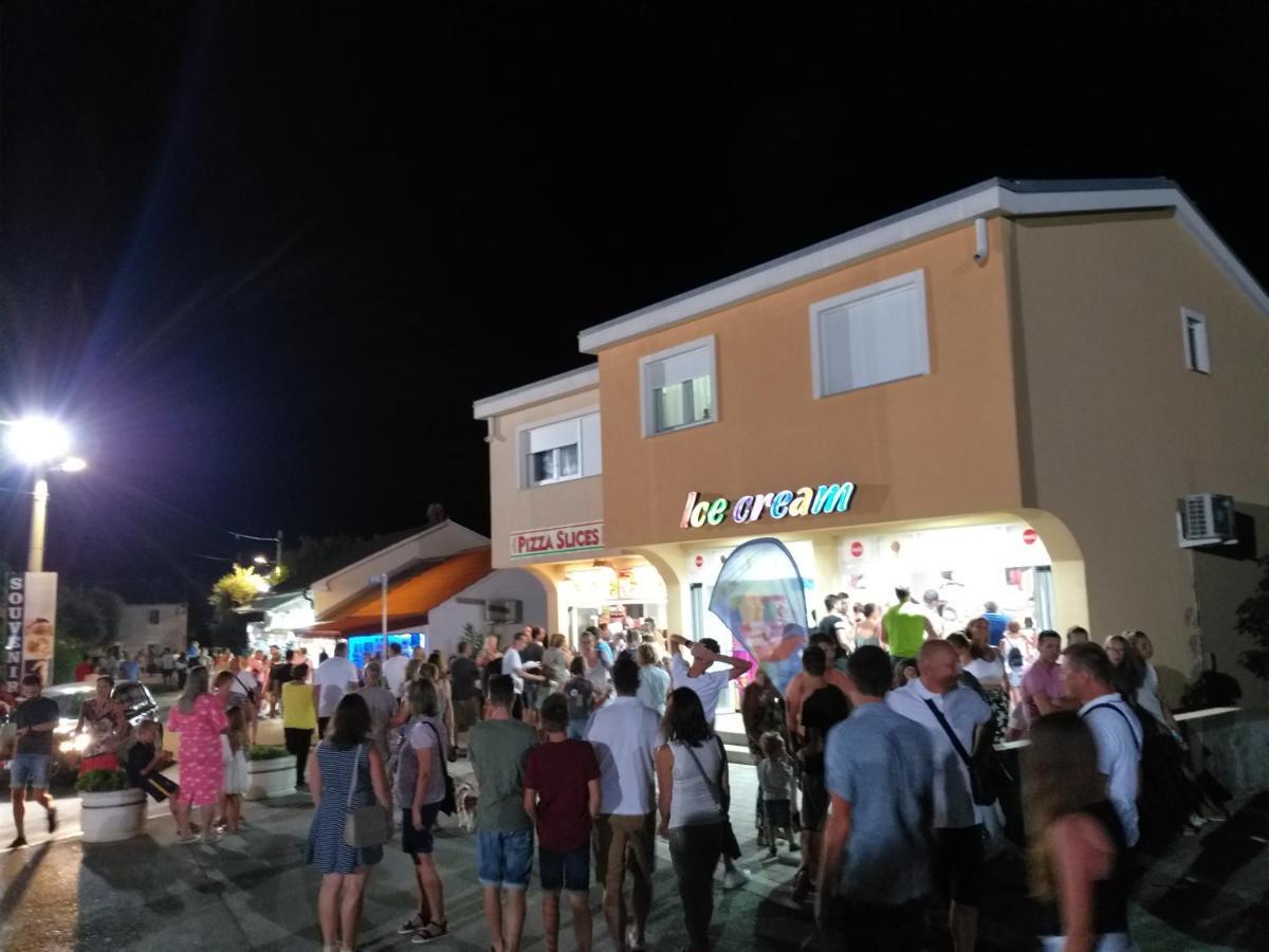 Familien Ferienhaus Vir Croatia 150M Strand Restaurant Einkaufen Εξωτερικό φωτογραφία