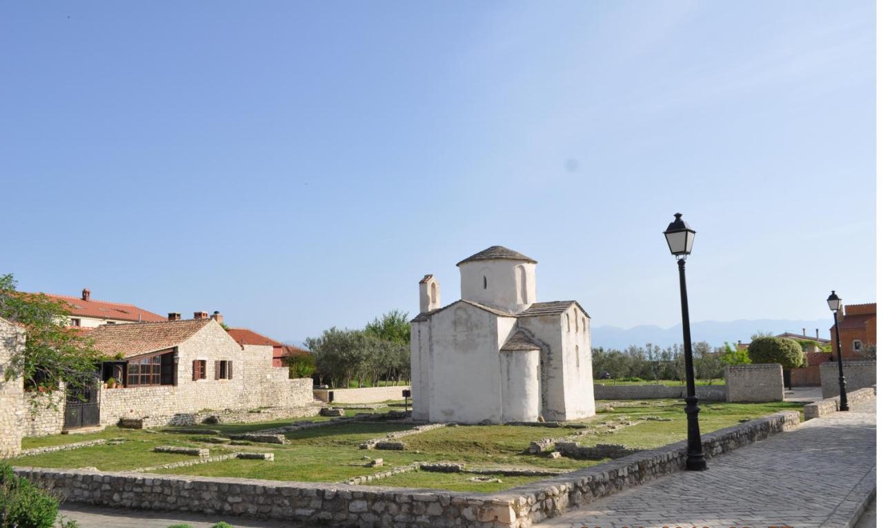 Familien Ferienhaus Vir Croatia 150M Strand Restaurant Einkaufen Εξωτερικό φωτογραφία