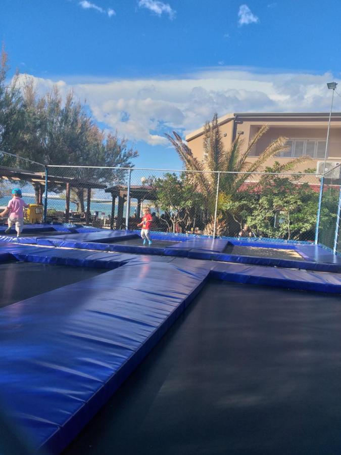 Familien Ferienhaus Vir Croatia 150M Strand Restaurant Einkaufen Εξωτερικό φωτογραφία