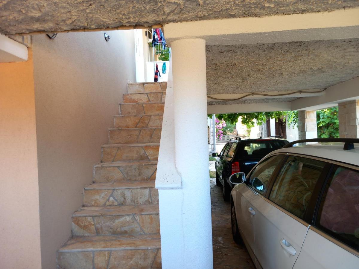 Familien Ferienhaus Vir Croatia 150M Strand Restaurant Einkaufen Εξωτερικό φωτογραφία